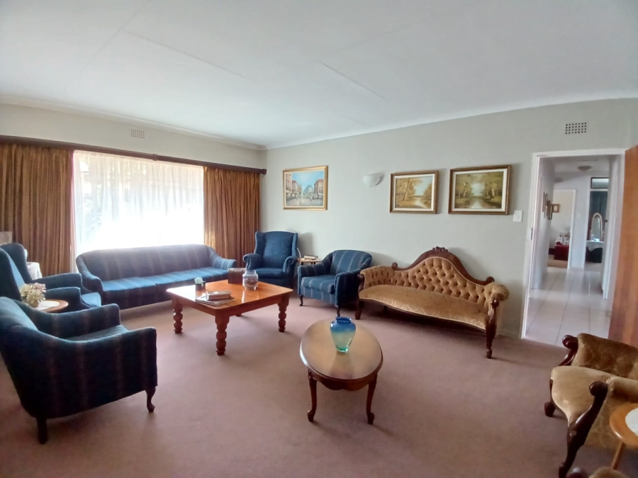 4 Bedroom Property for Sale in Vaalpark Free State